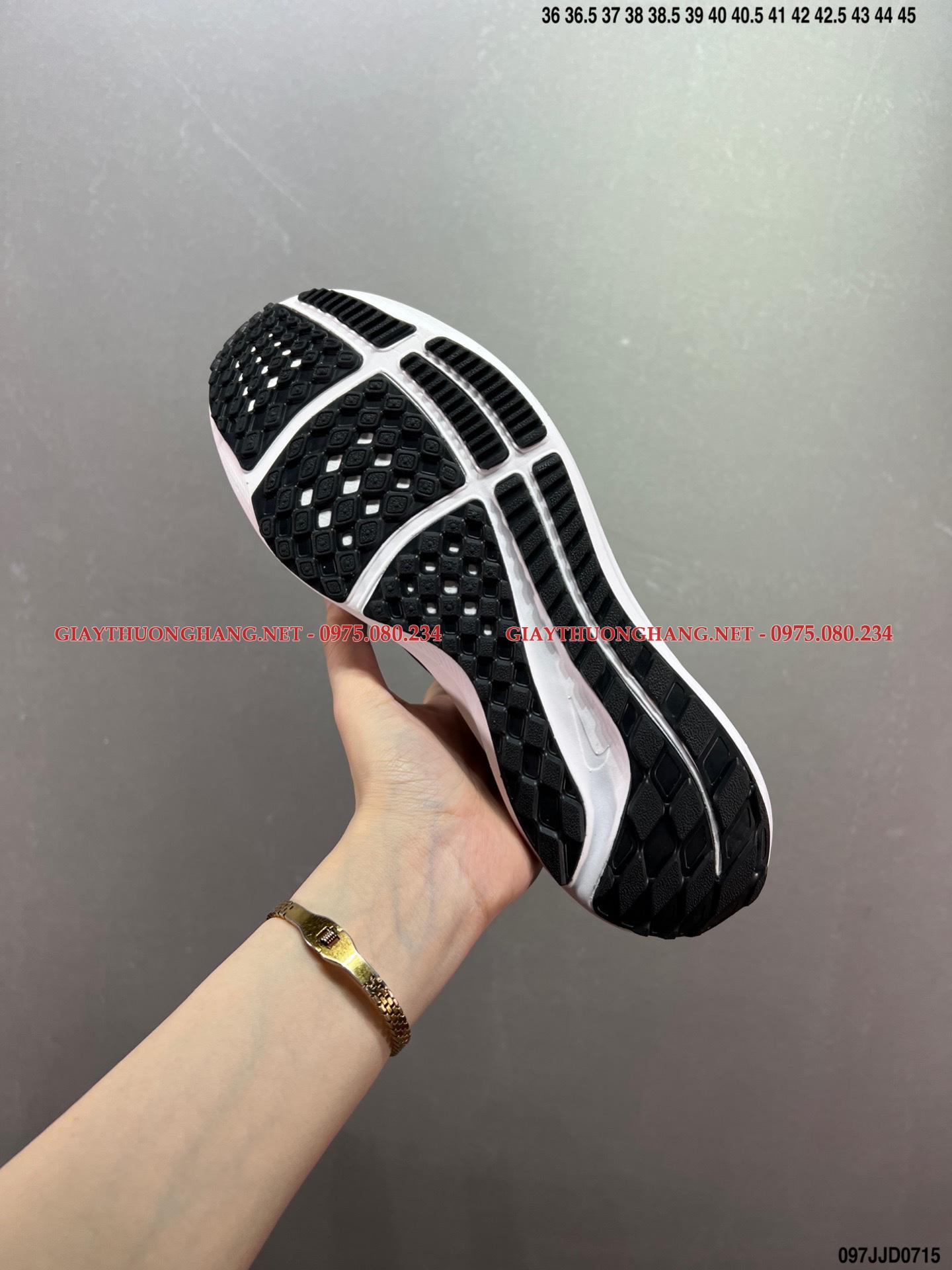 z3574810650999_455aec83d94258642c3a6f1cc0ad88f0