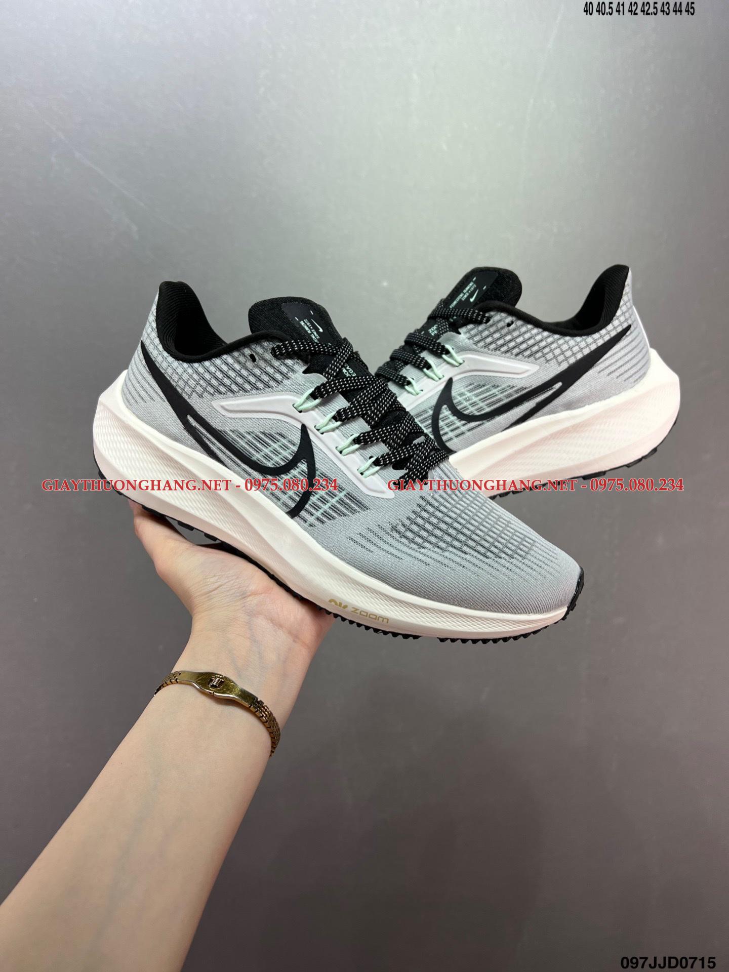 z3574810791298_b9e58aad4142617213ca30bc543b77b3