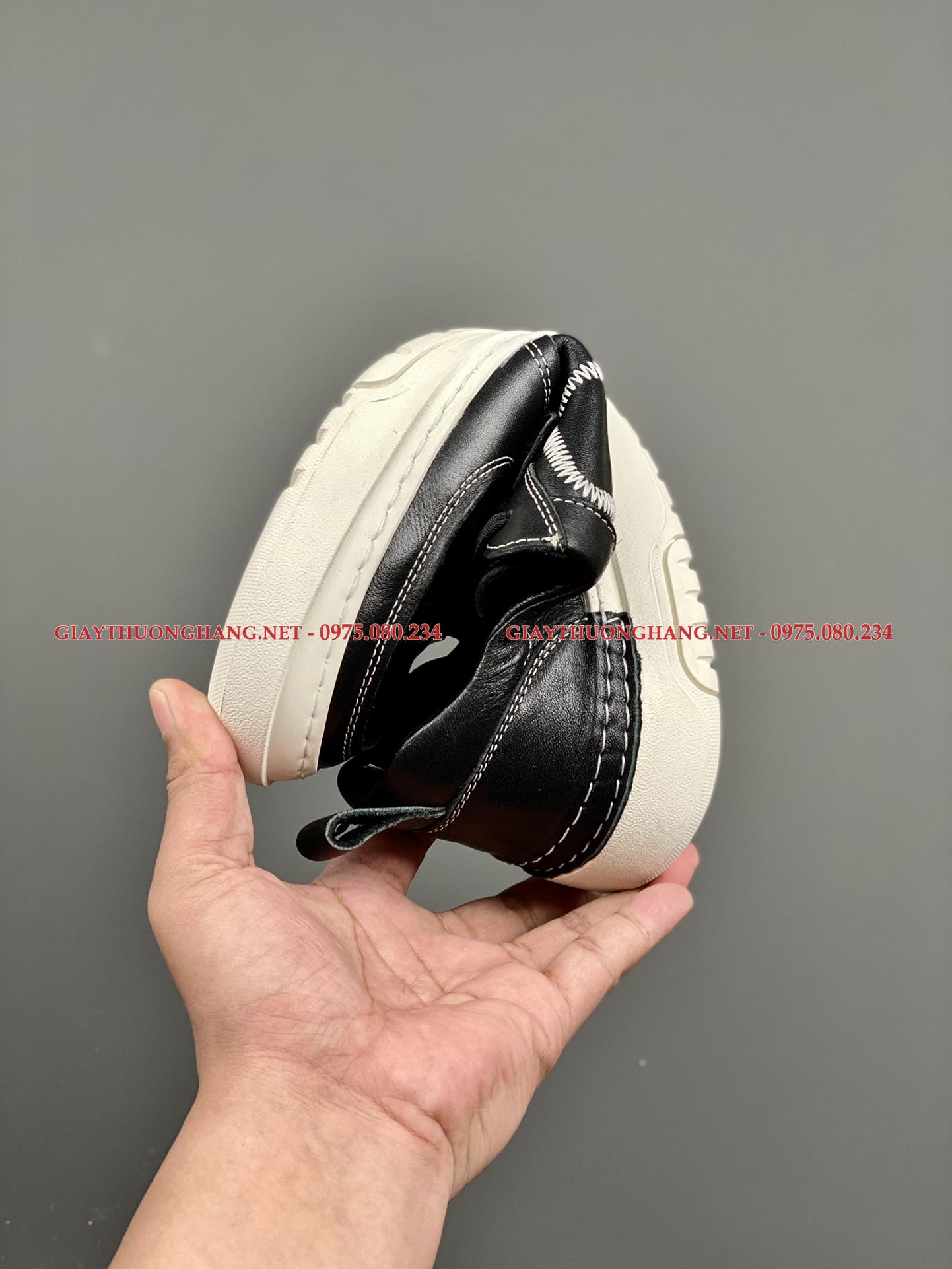 z3585651852932_79d03611dfcdbb9917f6da3ca867e3e0