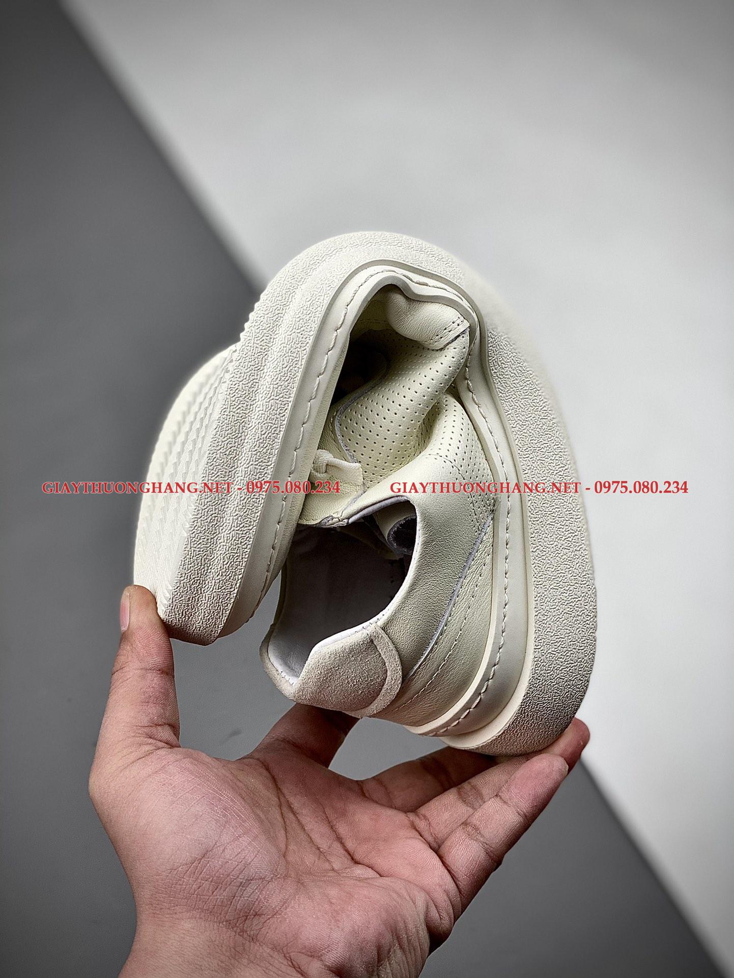 z3585656707760_5fe0bf5cc3e166d0d87401f544132af7