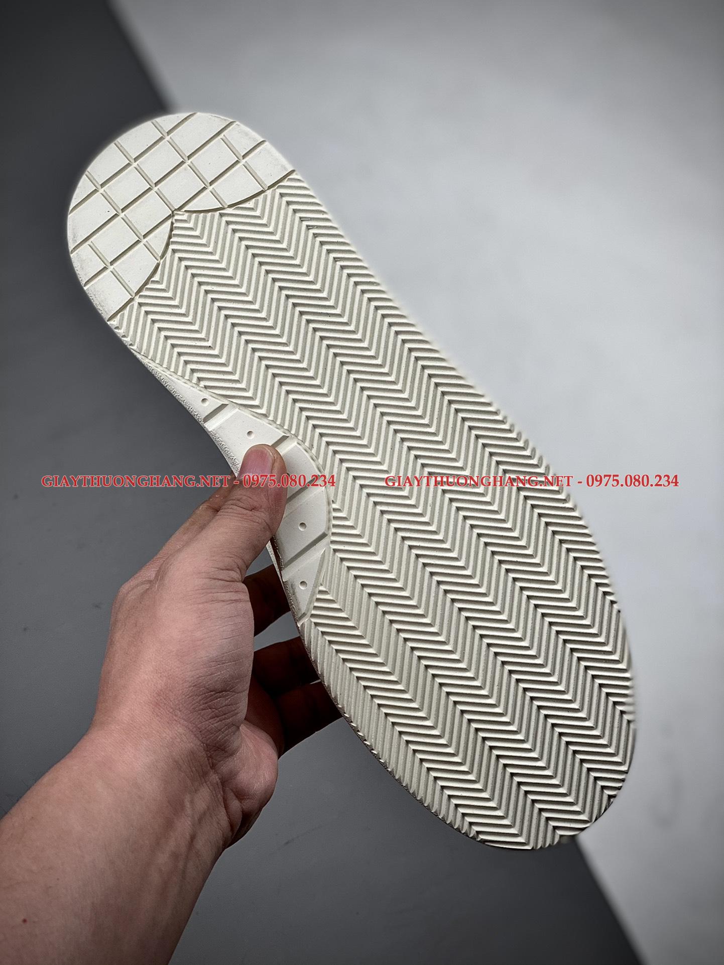 z3585656714003_706c4a7f7dedb47448c18cab72e96225