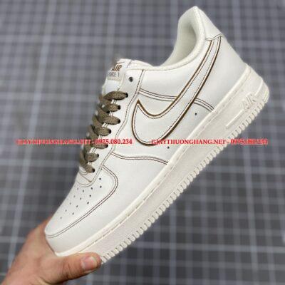 Giày Nike Air Force 1 năm 2023, giày đôi