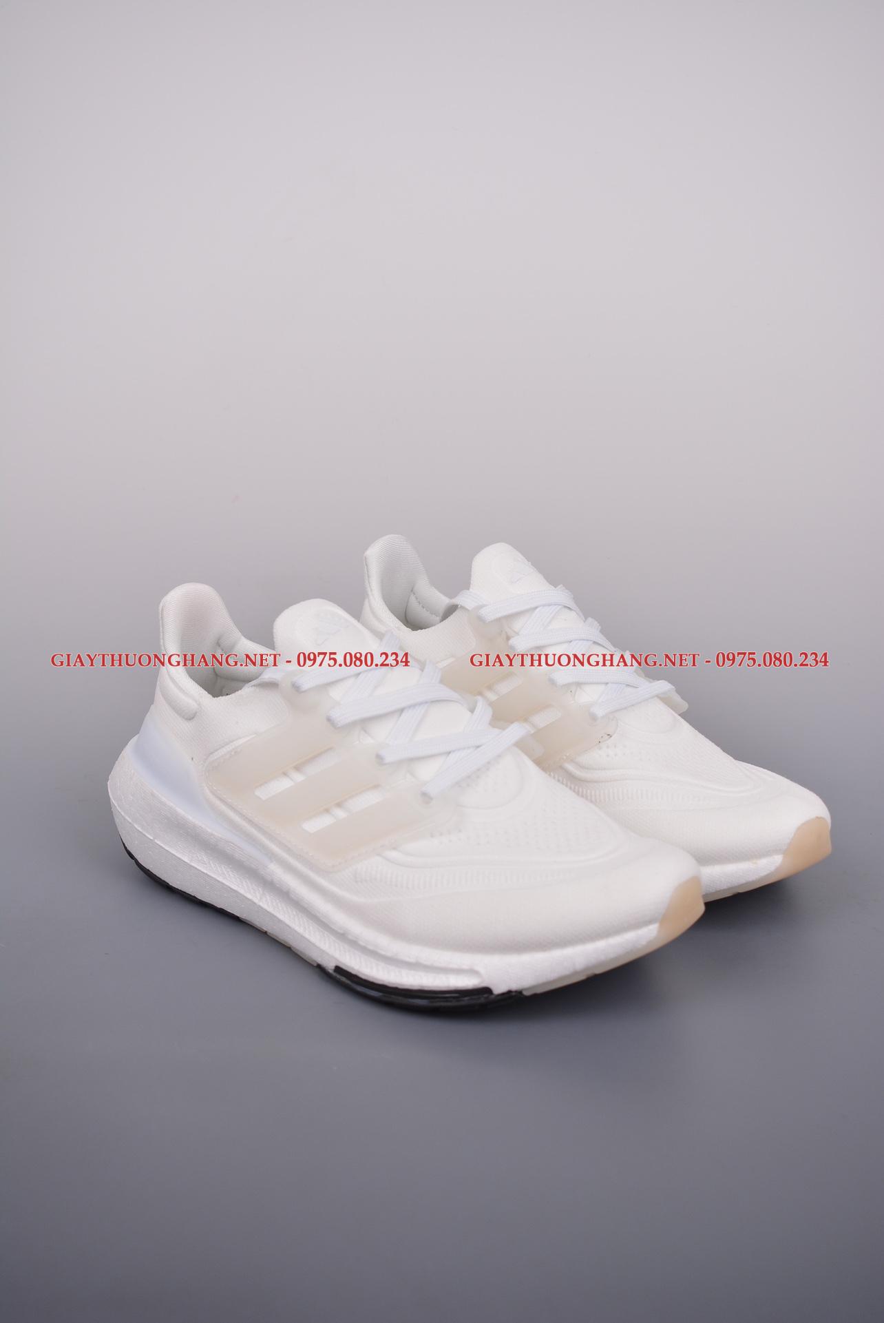 Giày đôi Adidas Ultra Boost mã BK581402 Giày đôi Adidas Ultra Boost mã BK581402