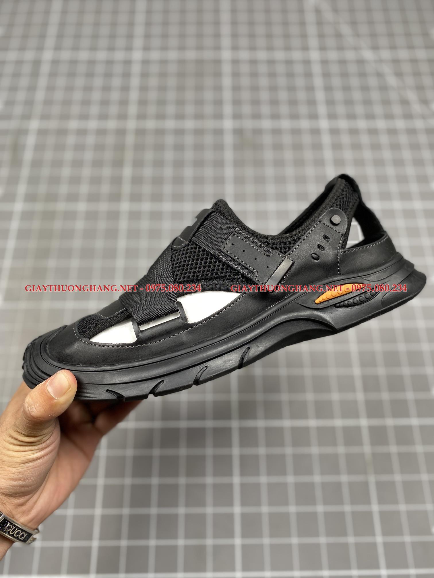 Giày rọ ECCO màu đen năm 2023 mã BK583442 Giày rọ ECCO màu đen năm 2023 mã BK583442