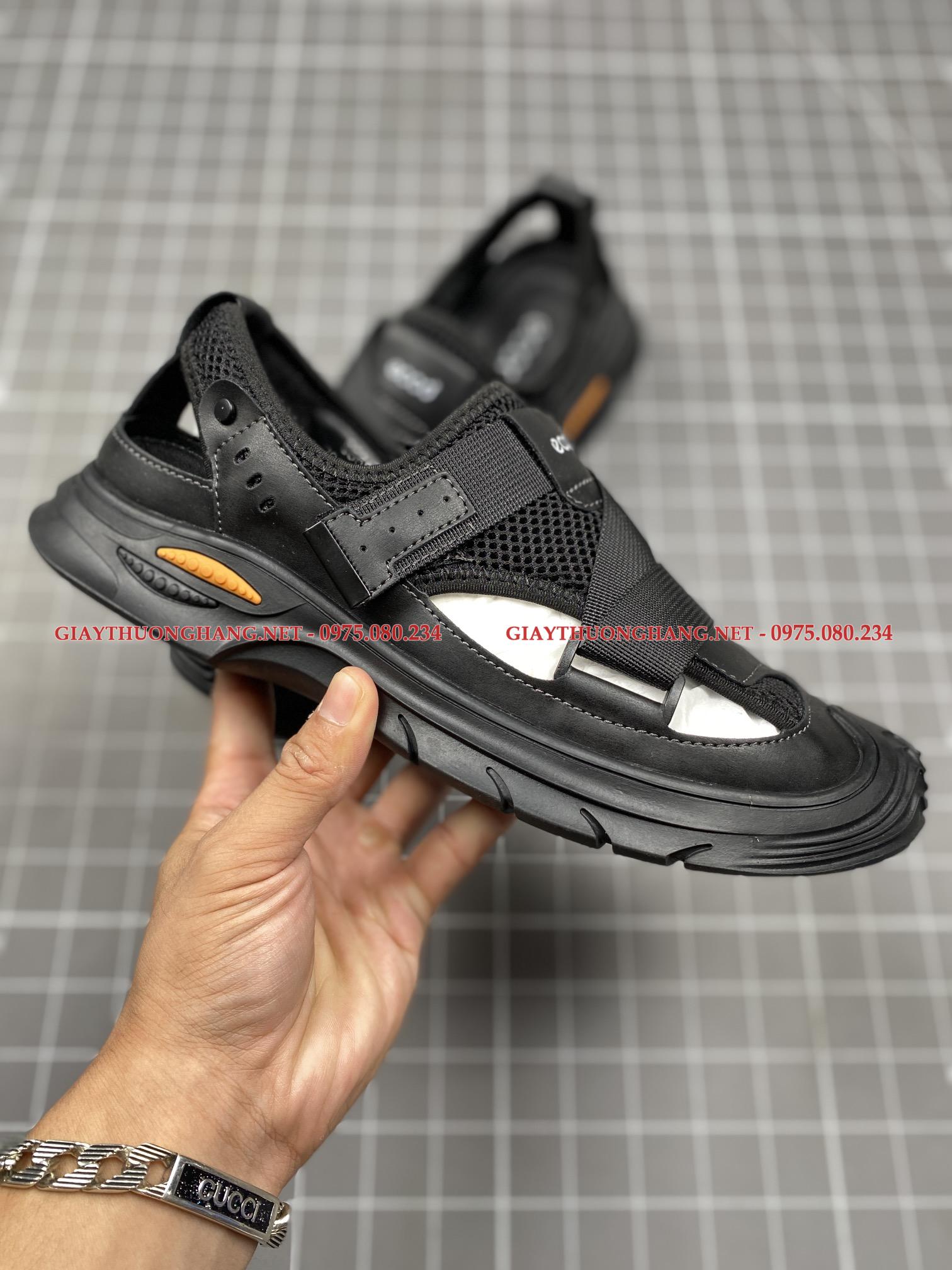 Giày rọ ECCO màu đen năm 2023 mã BK583442 Giày rọ ECCO màu đen năm 2023 mã BK583442