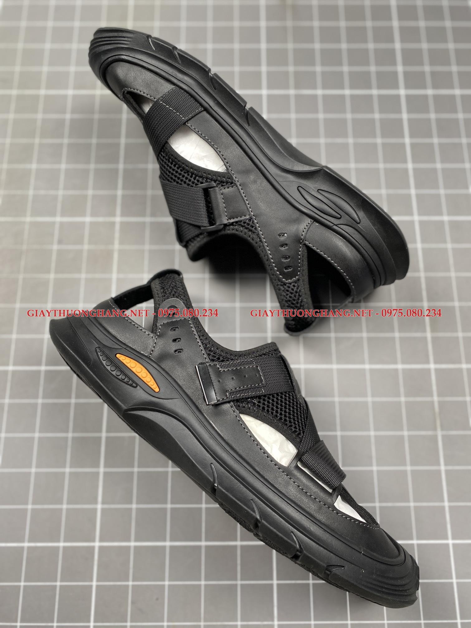 Giày rọ ECCO màu đen năm 2023 mã BK583442 Giày rọ ECCO màu đen năm 2023 mã BK583442