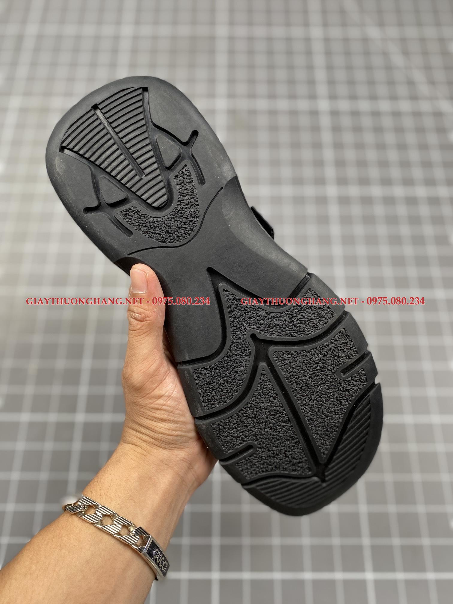 z4476620330844_2024a001493ed88557c4c2497c23663b