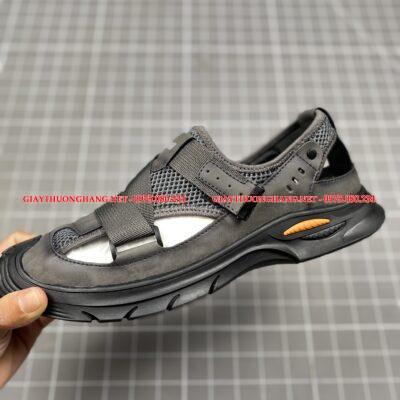 Giày rọ ECCO màu xám đen năm 2023 mã BK583441