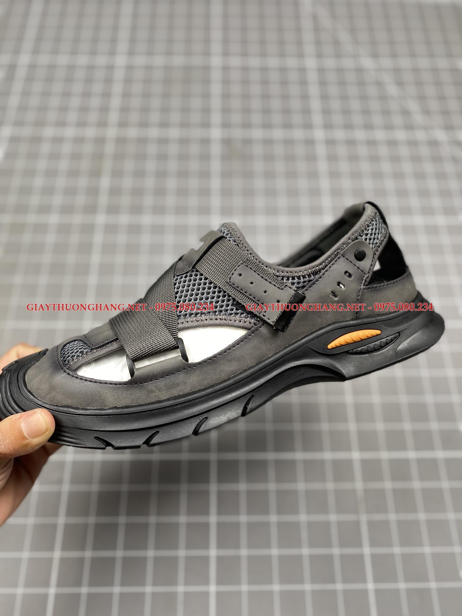 Giày rọ ECCO màu xám đen năm 2023 mã BK583441 Giày rọ ECCO màu xám đen năm 2023 mã BK583441