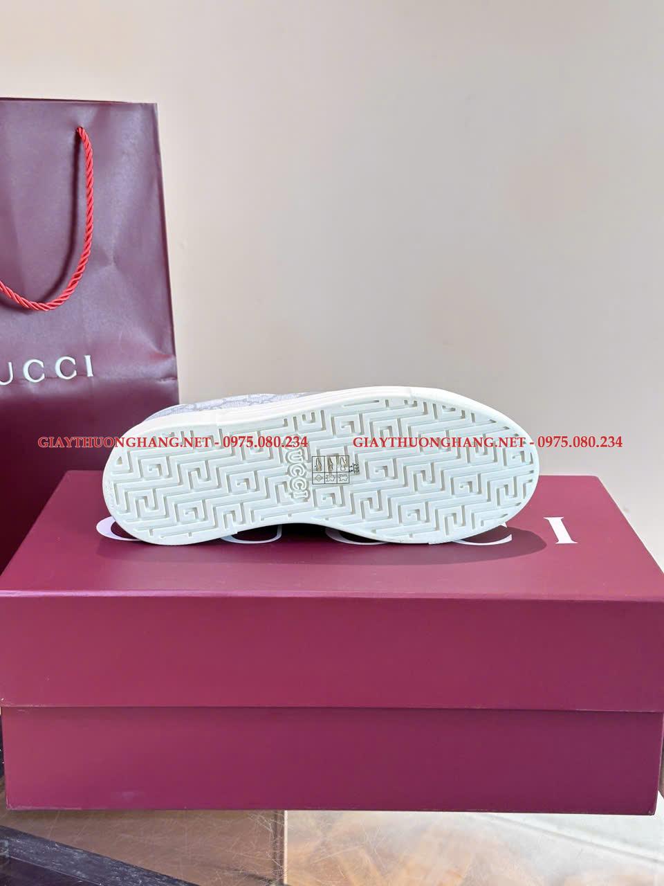 z6000908387218_7545180a6109a2d447e5dac5c7f6157b