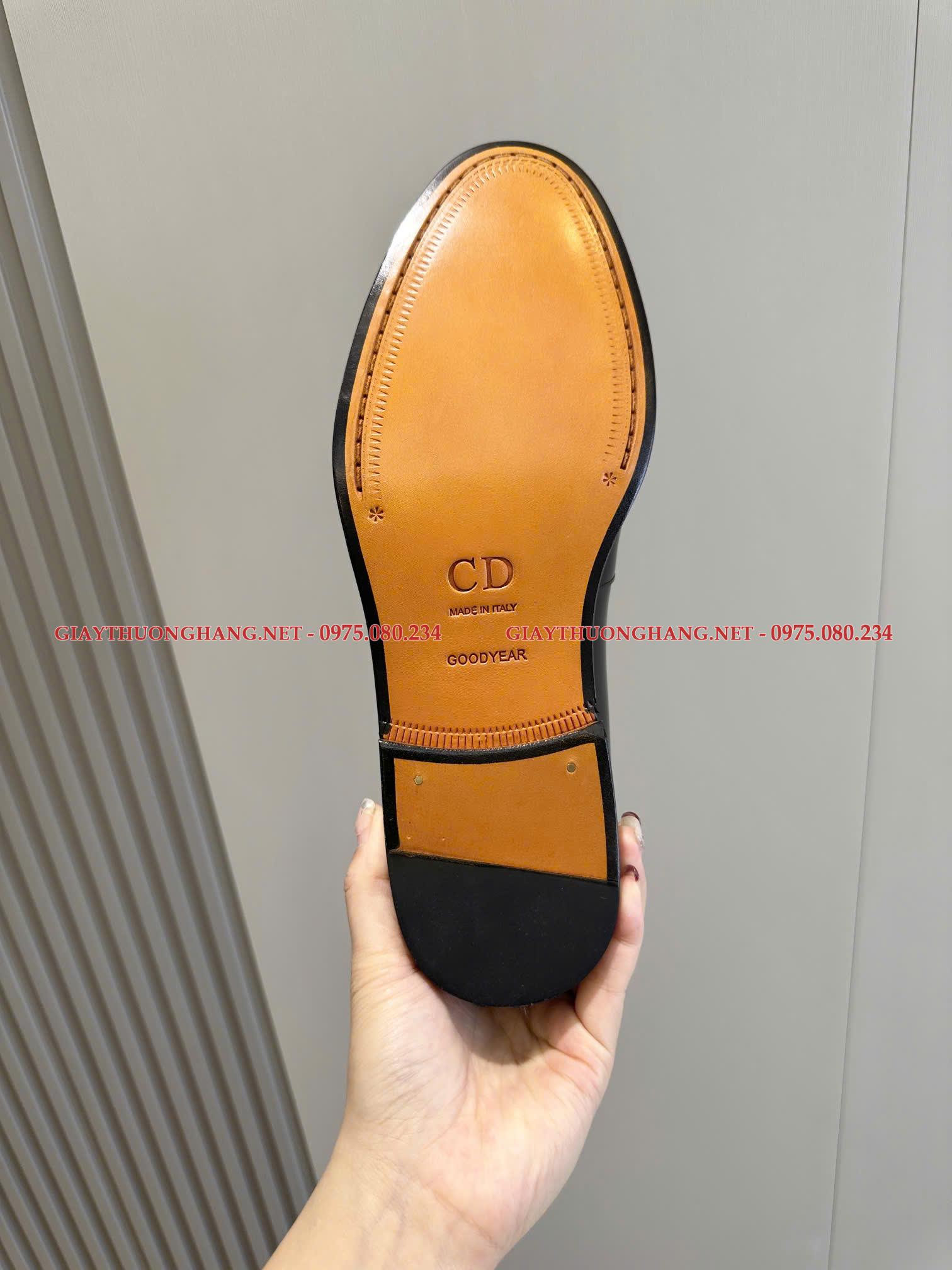 Giày lười Dior 2025 đế vuông lịch lãm, Mã BC242 Giày lười Dior 2025 đế vuông lịch lãm, Mã BC242